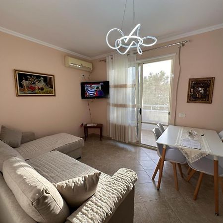 Sunset Sea View - Beachfront Balcony - Ac - Wifi Durres Exterior photo
